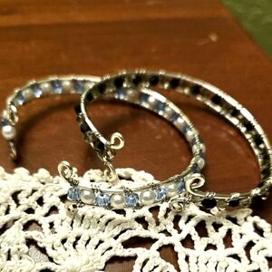 Handcrafted Silver Wire Bangle Bracelet with Light Blue Crystals and Pearls